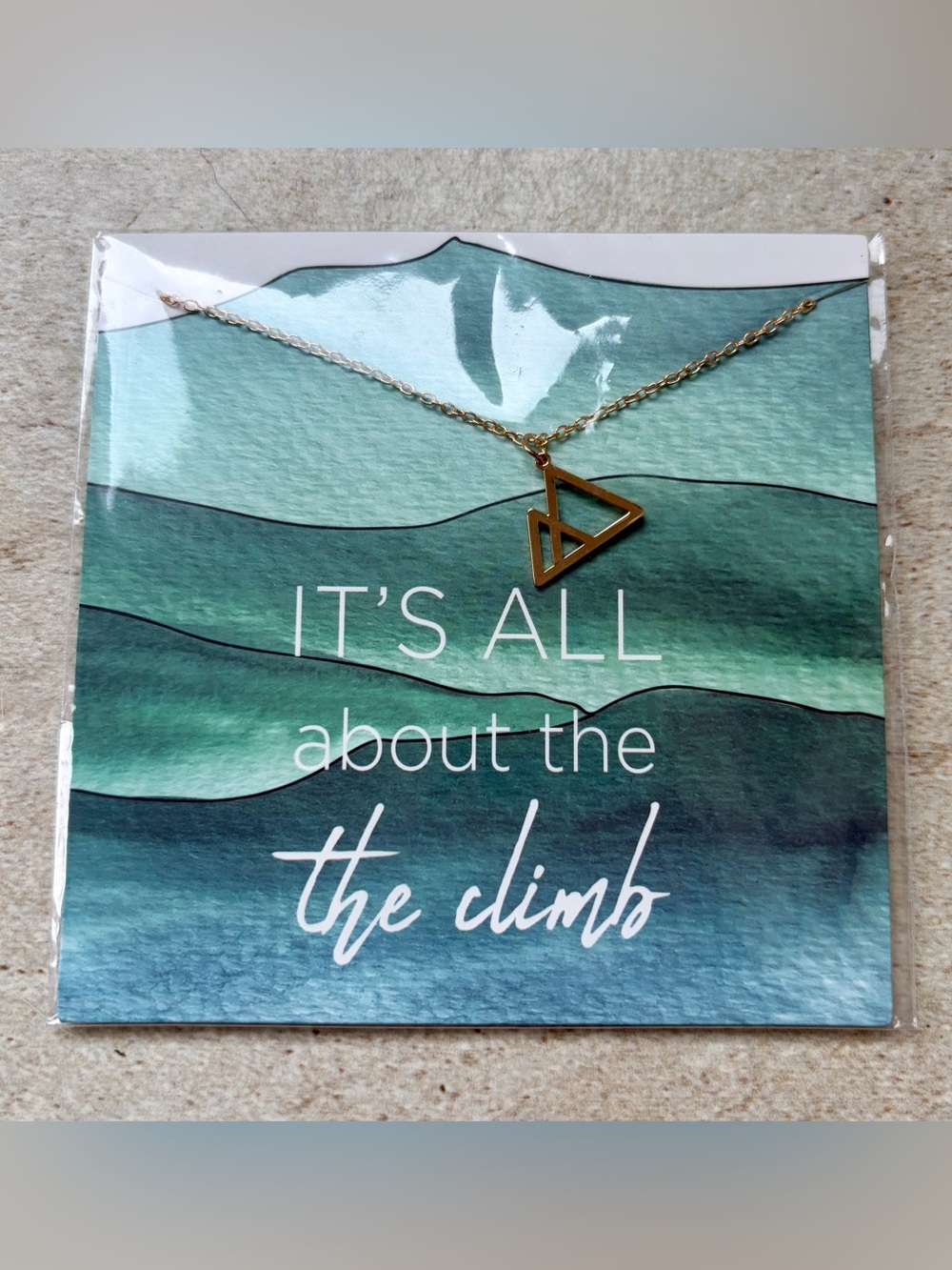 NWT It’s All About the Climb Gold Tone Charm Bracelet Inspirational Card